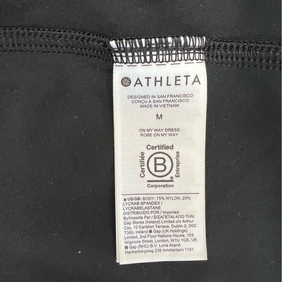 ATHLETA Om My Way Racerback Athletic Dress in Black, size M - Picture 8 of 11